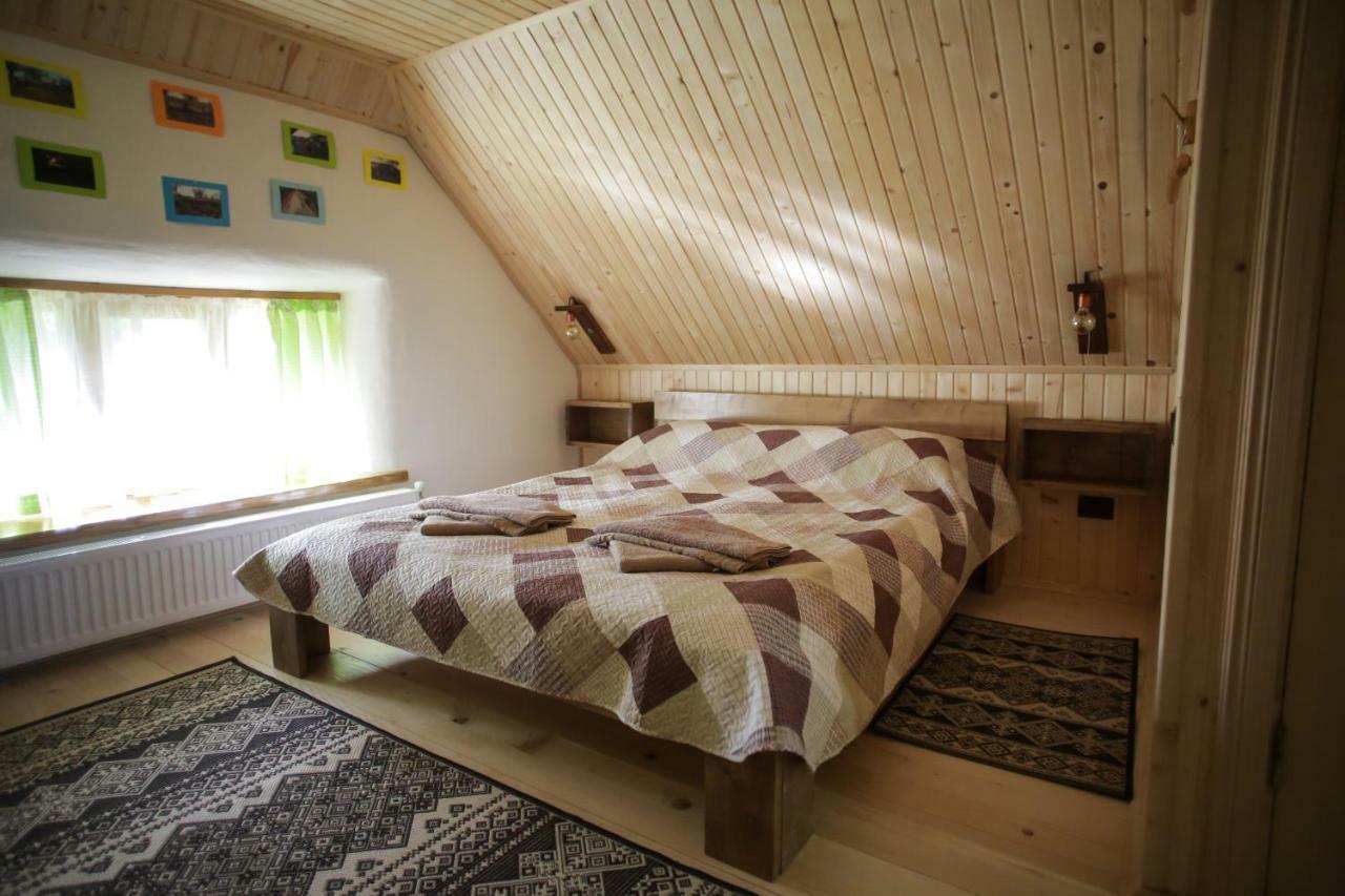Еко Дім З Соломи Villa Solochyn Eksteriør billede